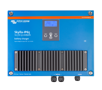 Мощное судовое зарядное устройство Skylla-IP65 12/70(3) 120-240V SKY012070100